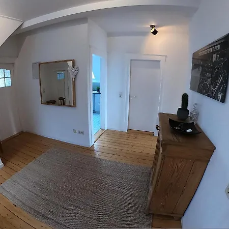 Zentrale Große -94qm- - Bettwäsche Und Handtücher Sind Vorhanden